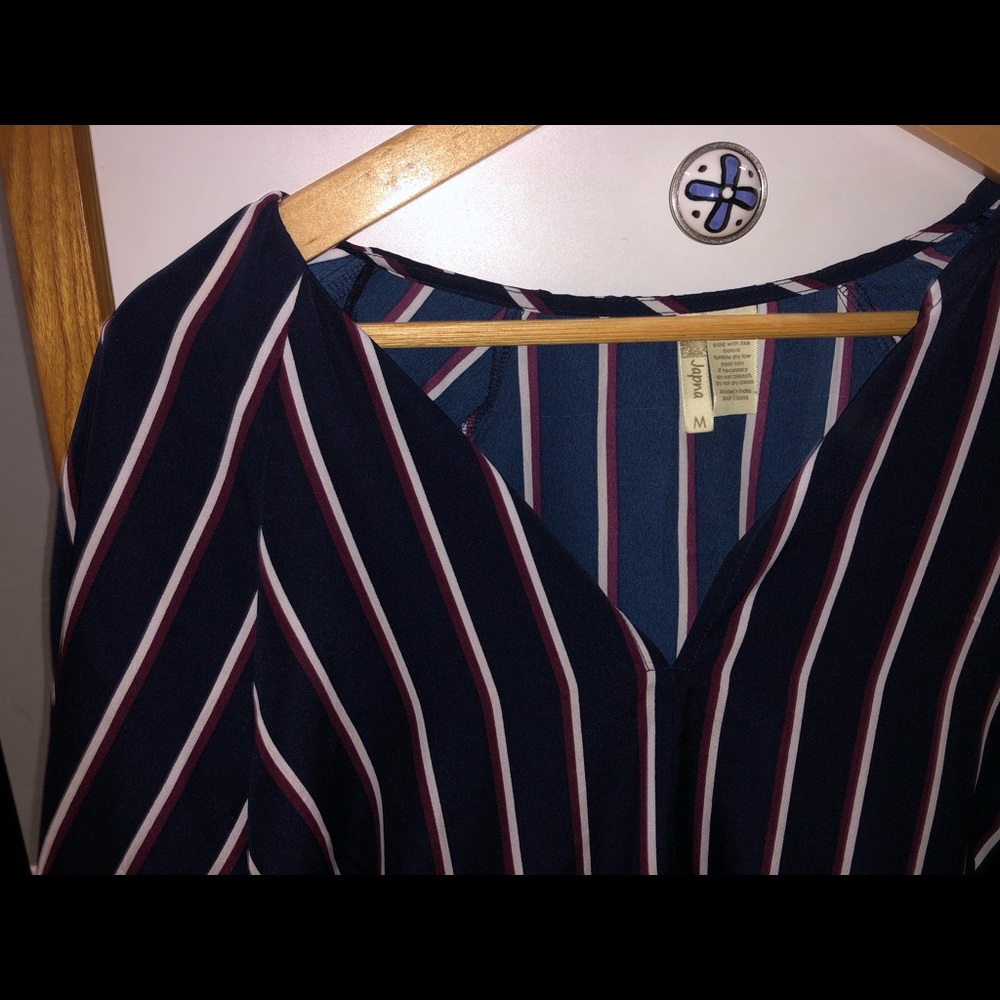 Nice blouse top